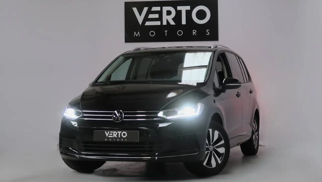 Volkswagen Touran 2