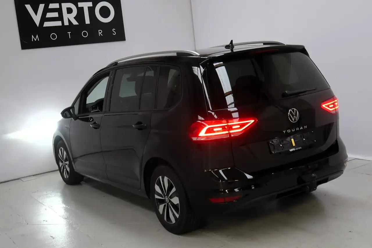 Volkswagen Touran 3