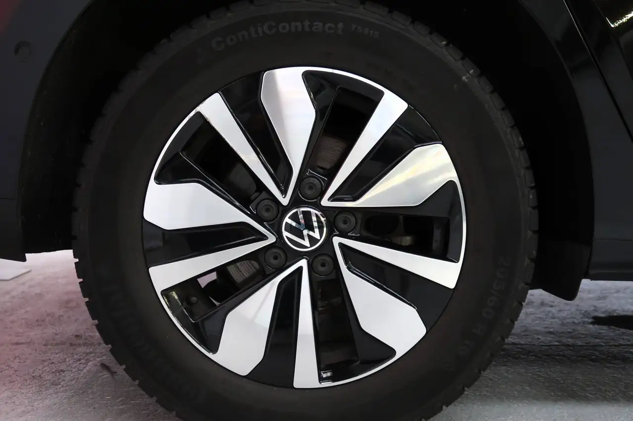 Volkswagen Touran 6