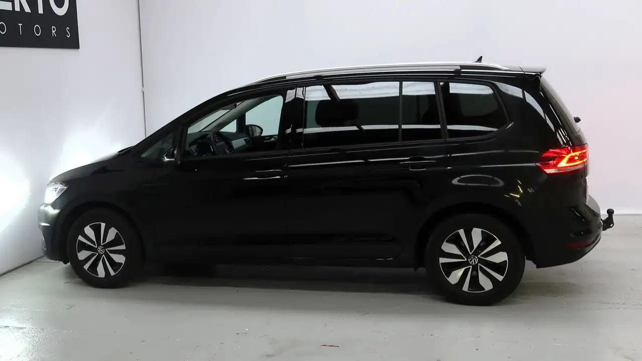 Volkswagen Touran 9