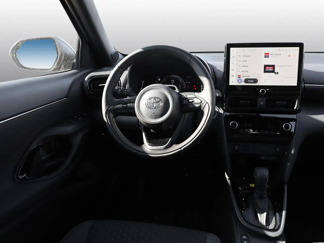 Toyota Yaris 8
