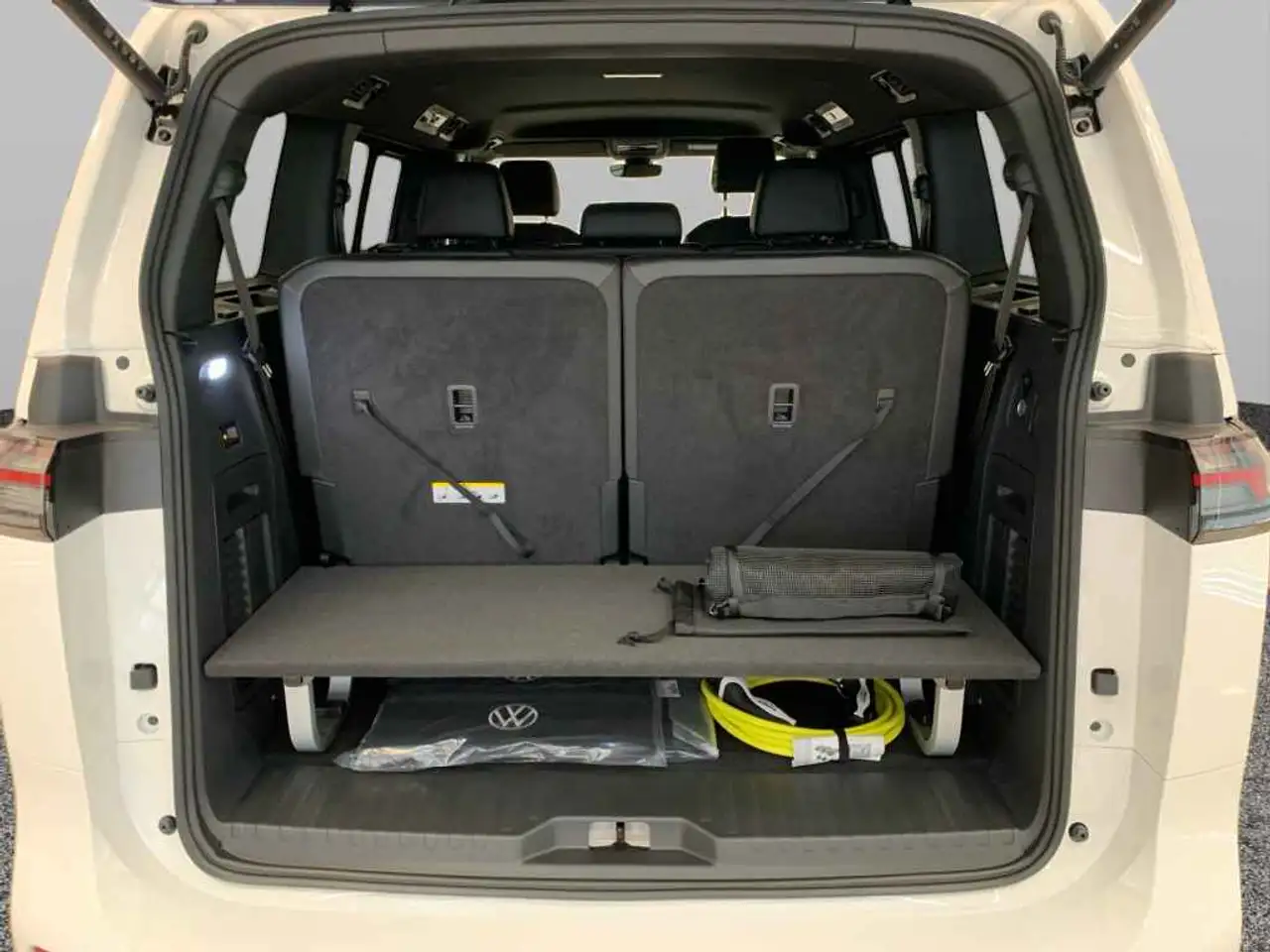 Volkswagen ID. 8