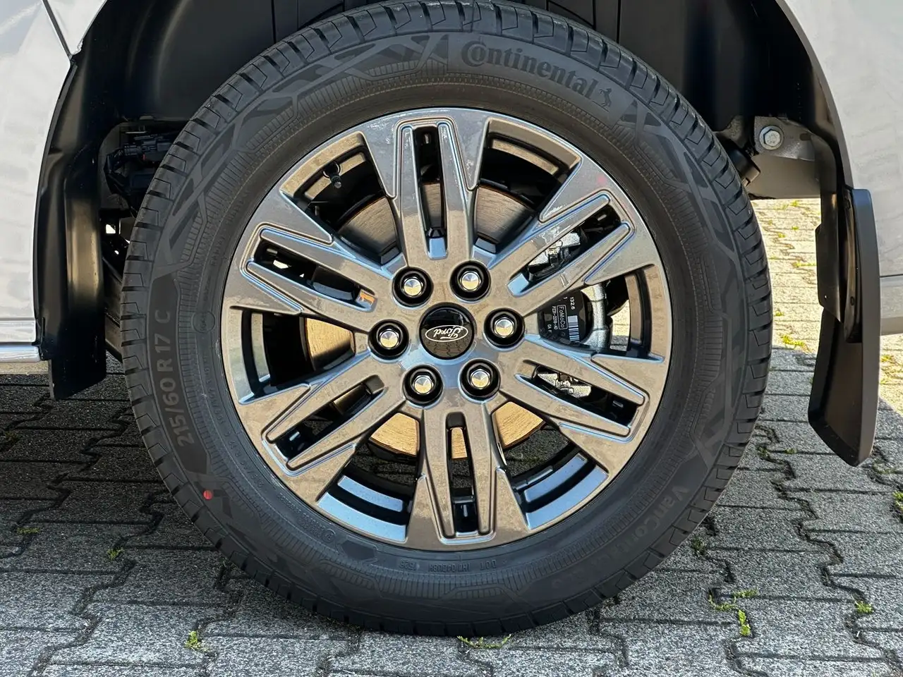 Ford Tourneo 11