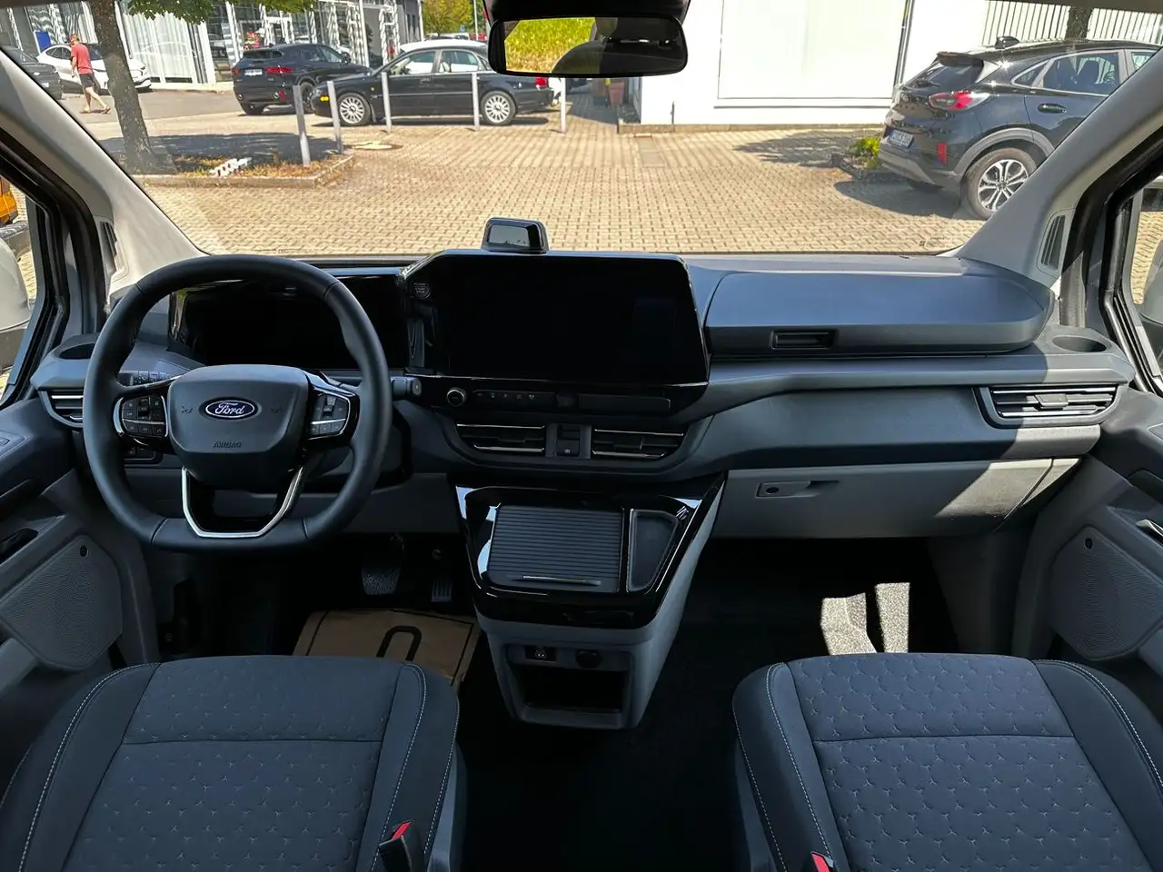 Ford Tourneo 14