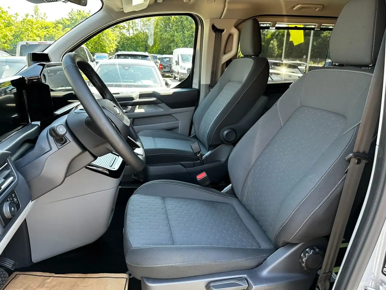 Ford Tourneo 16