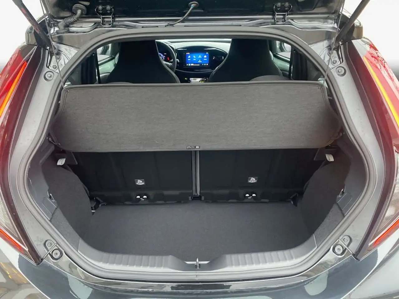 Toyota Aygo X 9