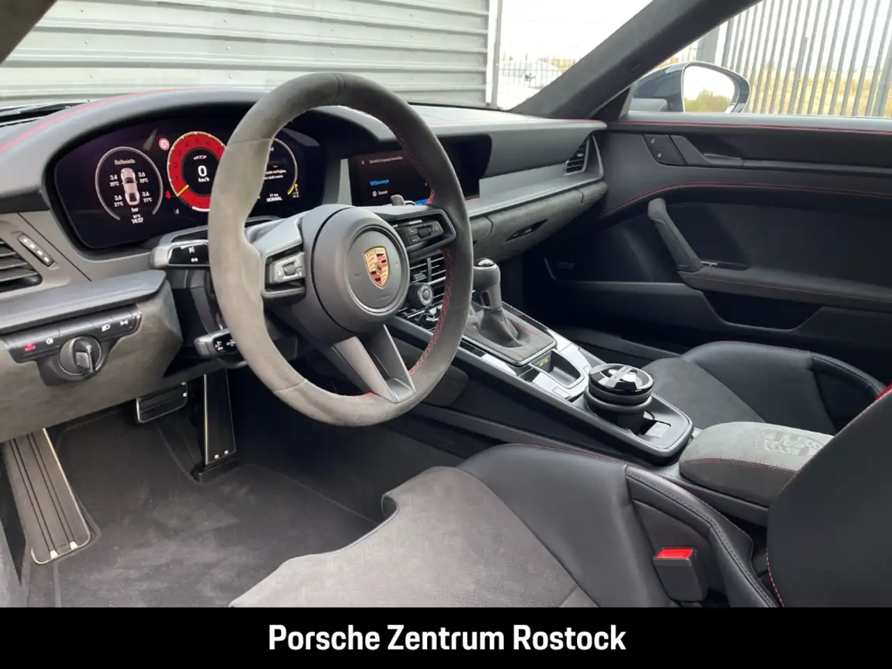 Porsche 992 911 7