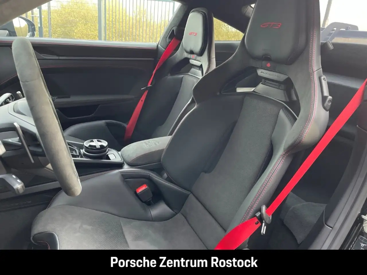 Porsche 992 911 8