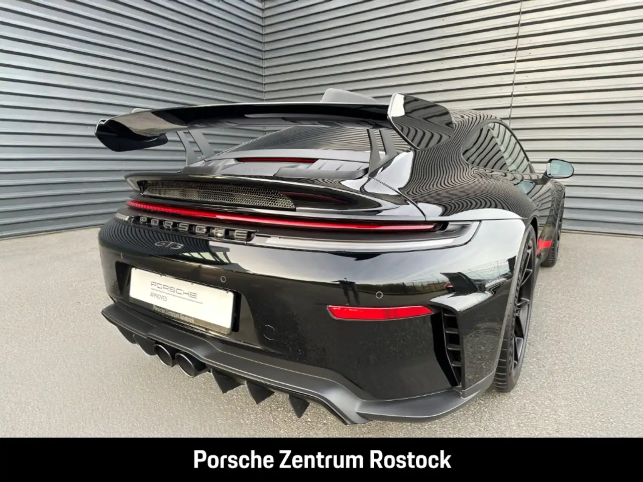 Porsche 992 911 10