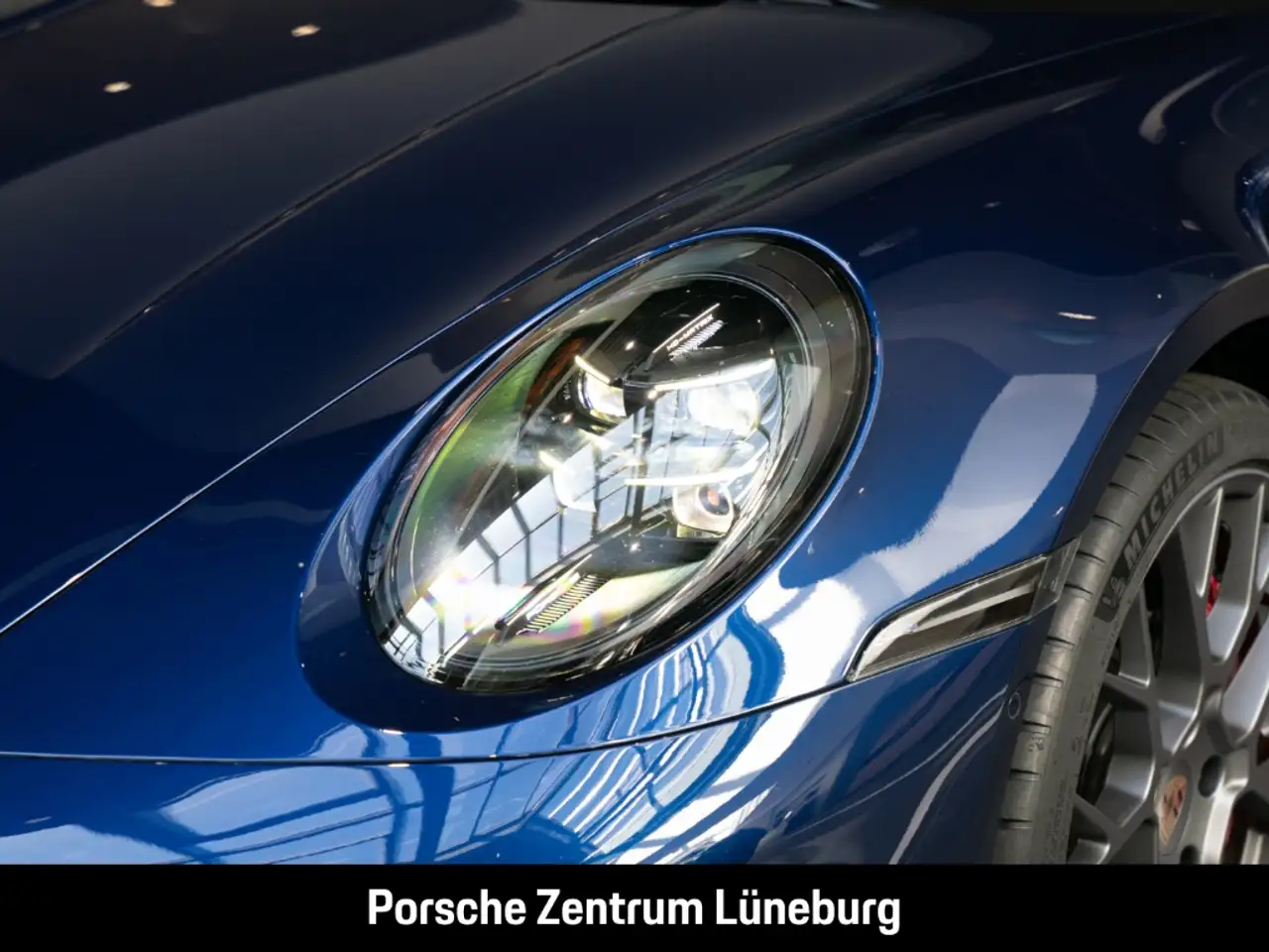Porsche 992 911 10