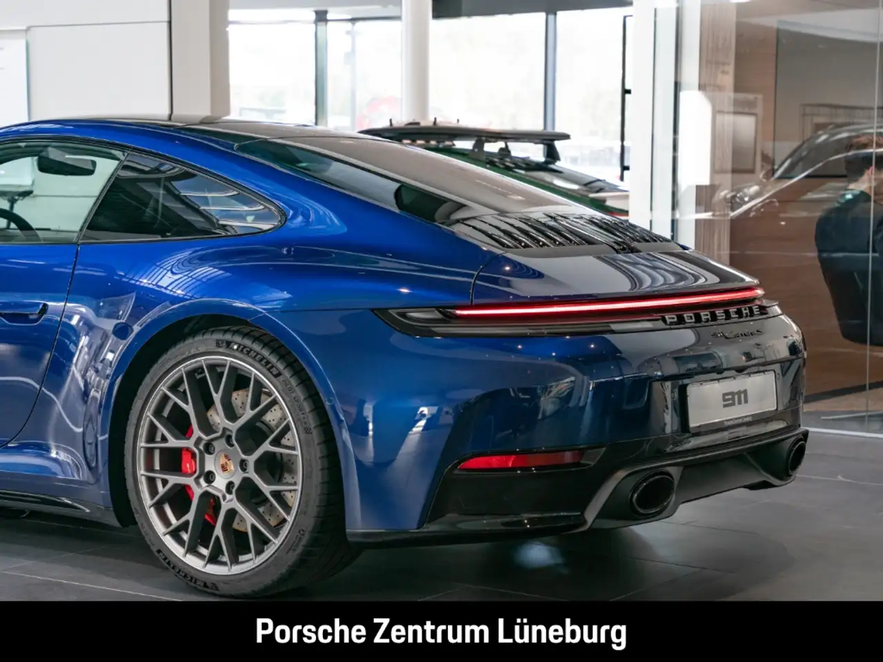 Porsche 992 911 11