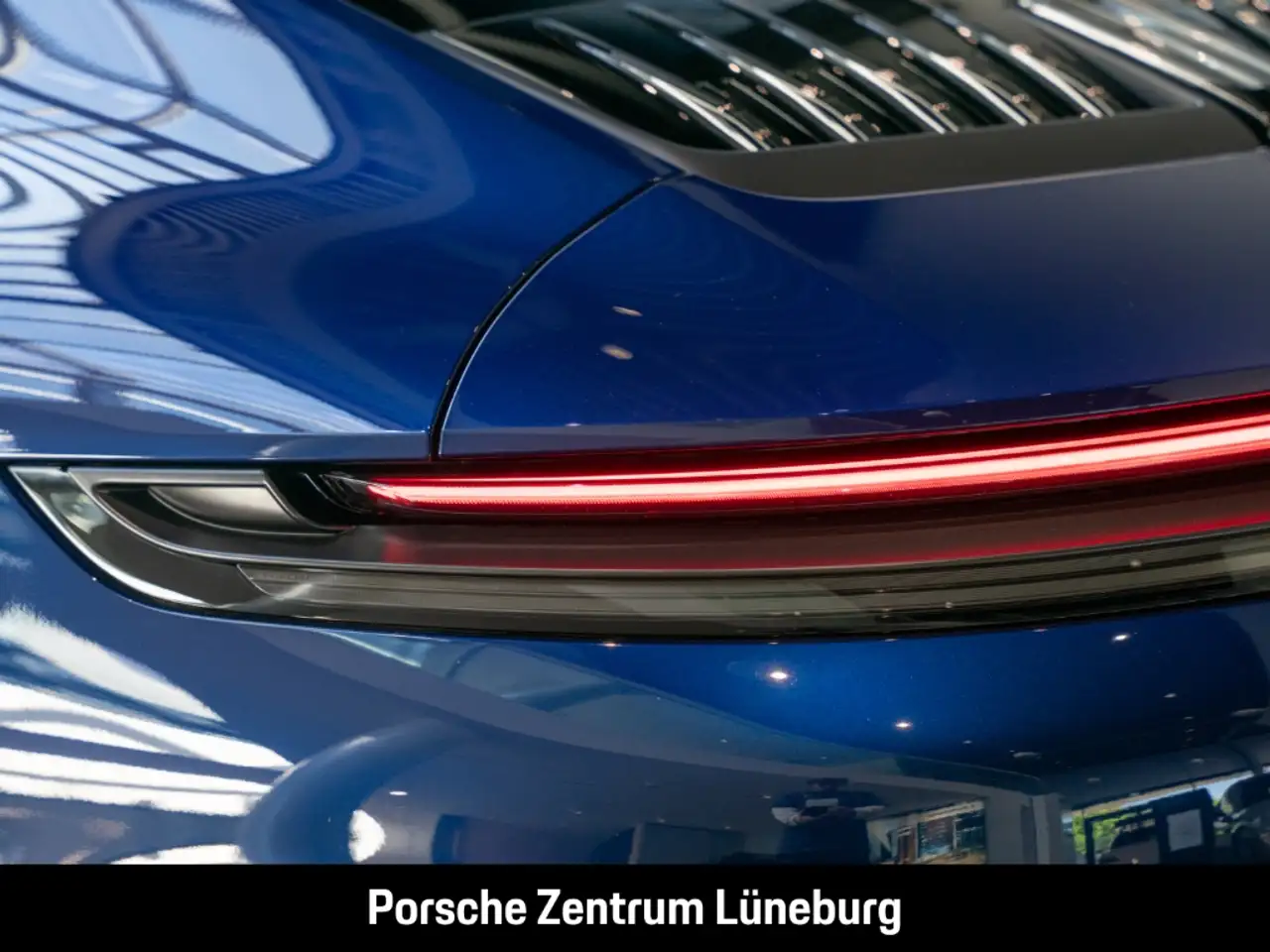 Porsche 992 911 13