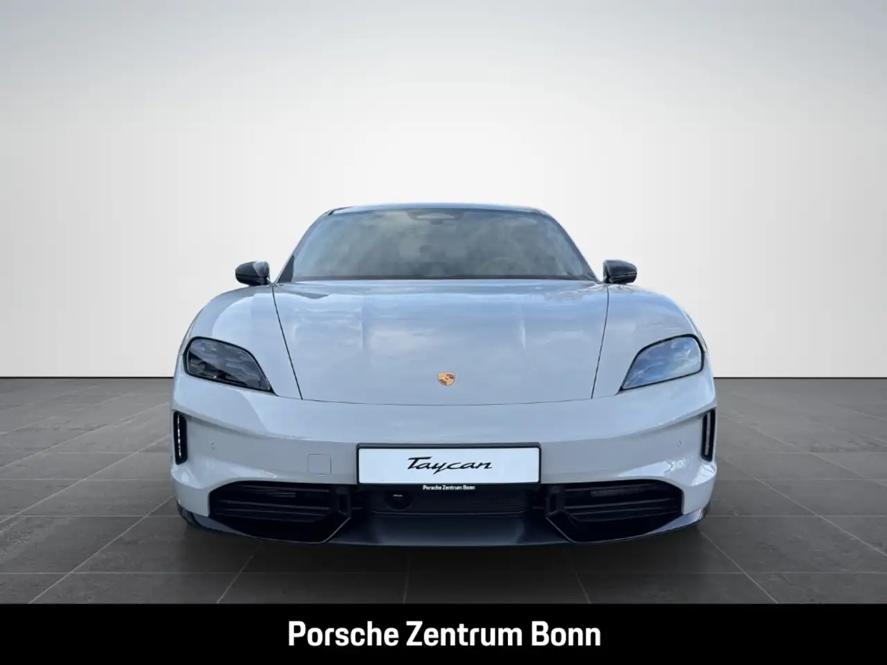 Porsche Taycan 2