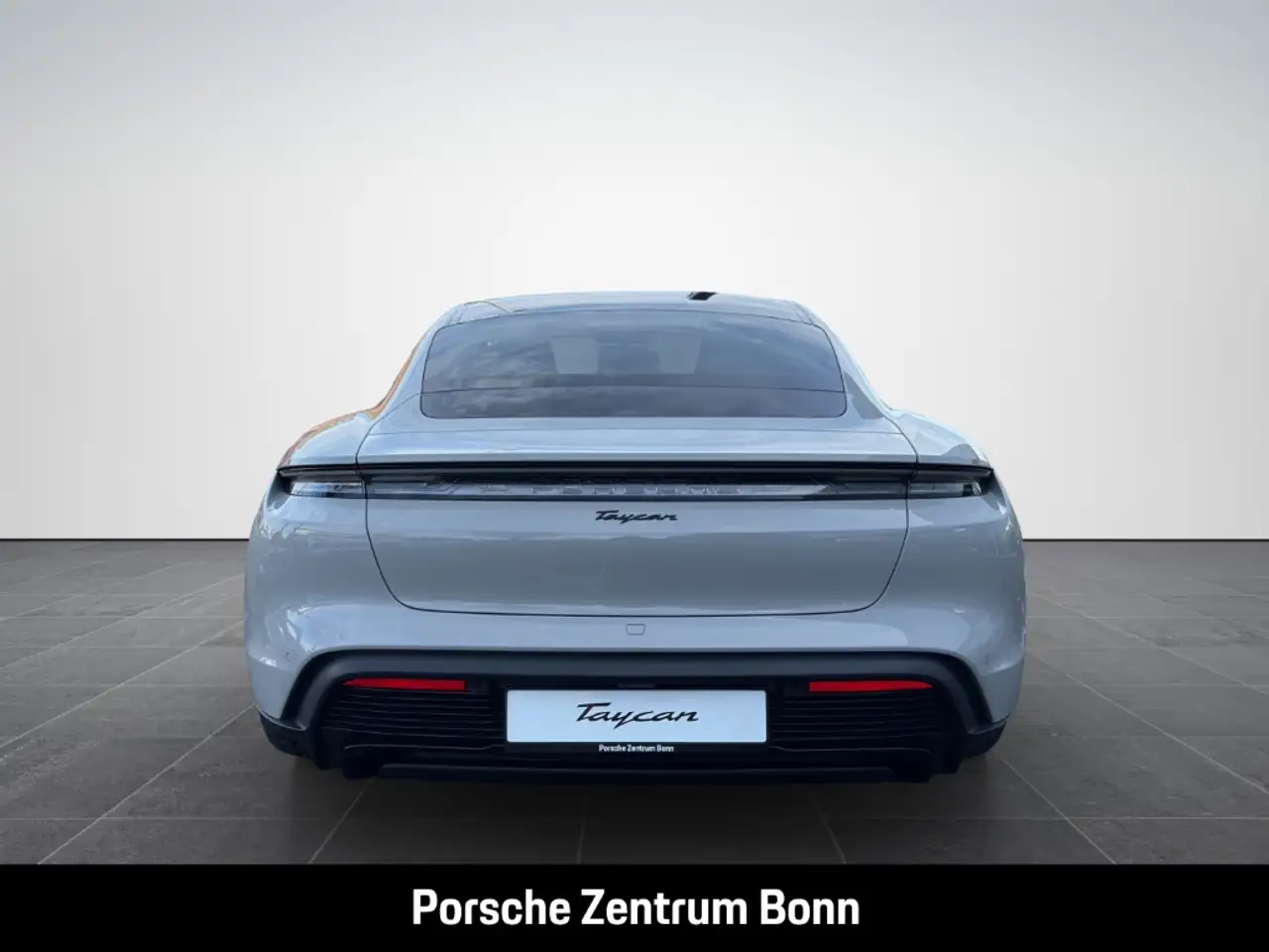 Porsche Taycan 6