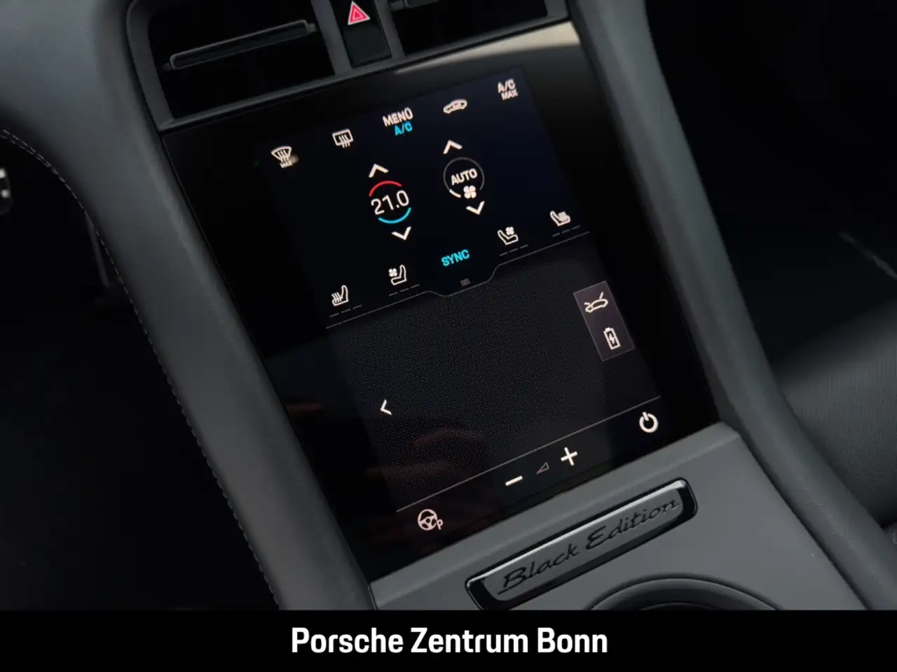 Porsche Taycan 15