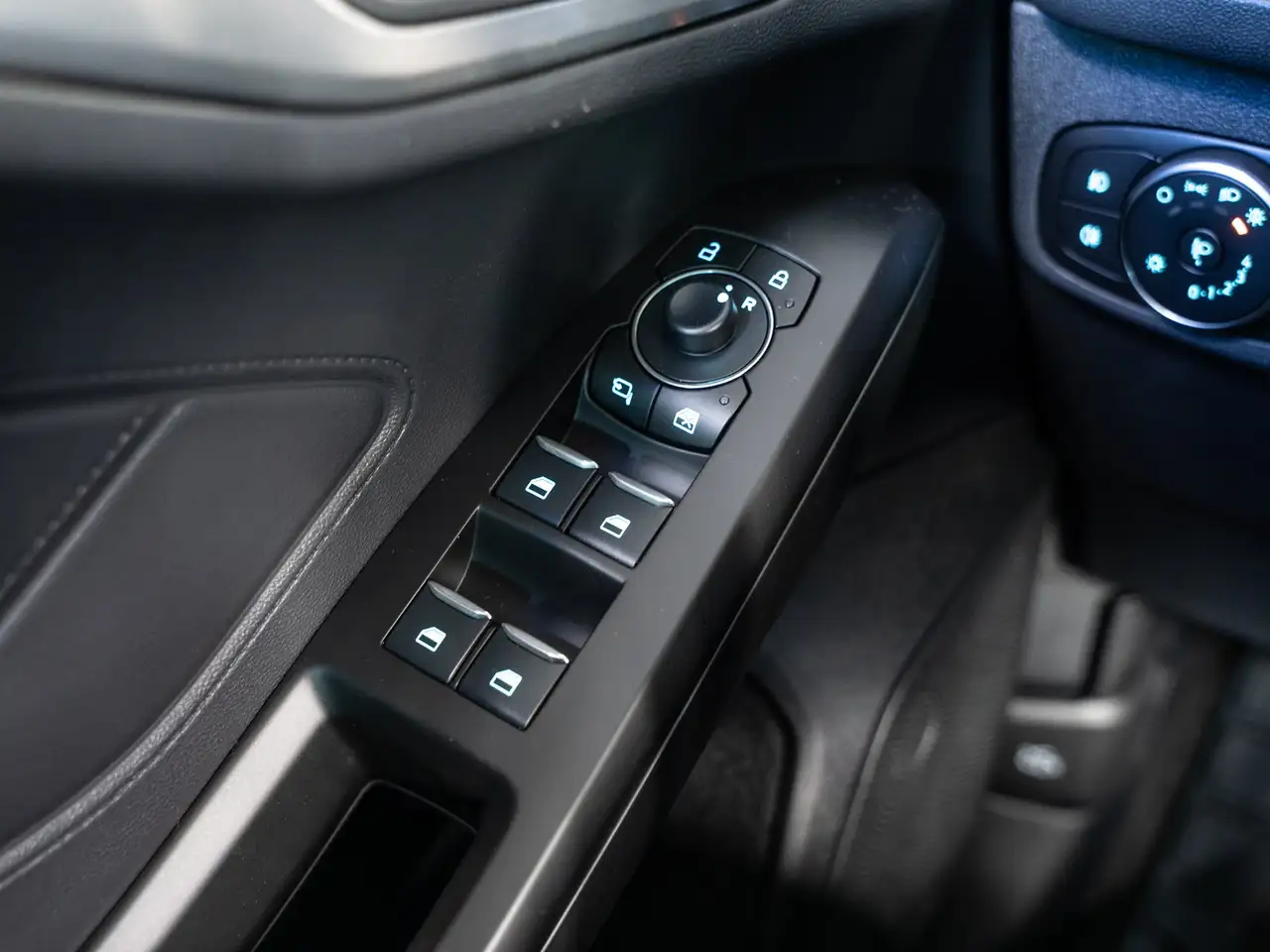 Ford Focus 13