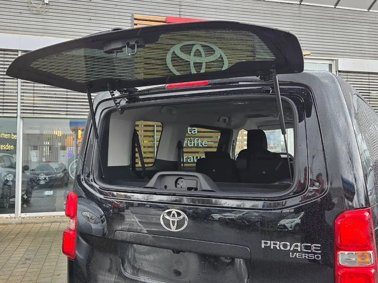 Toyota Proace 4