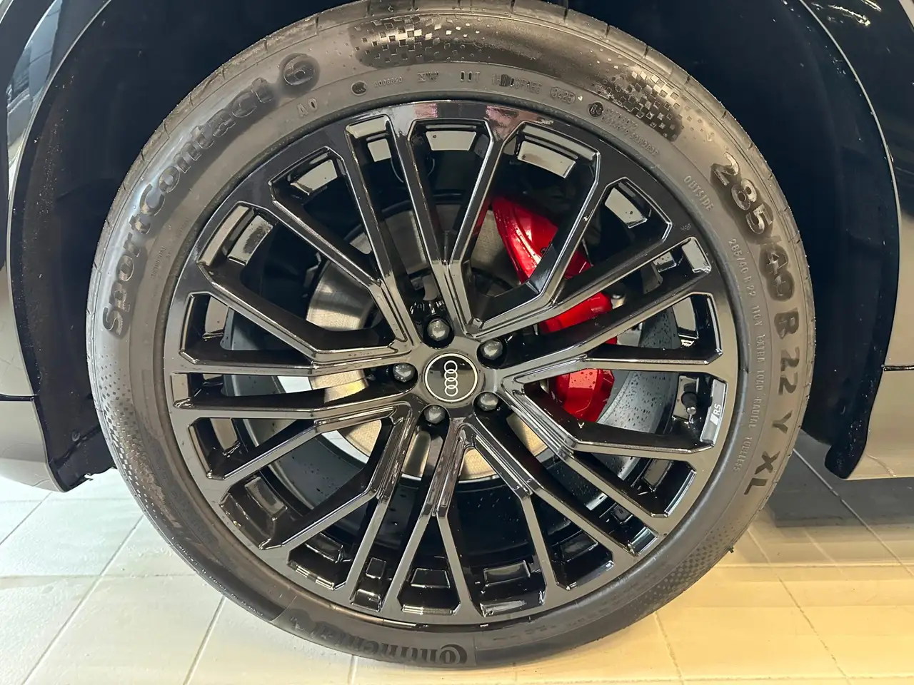 Audi Q8 10