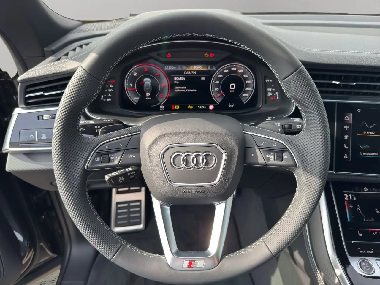 Audi Q8 10