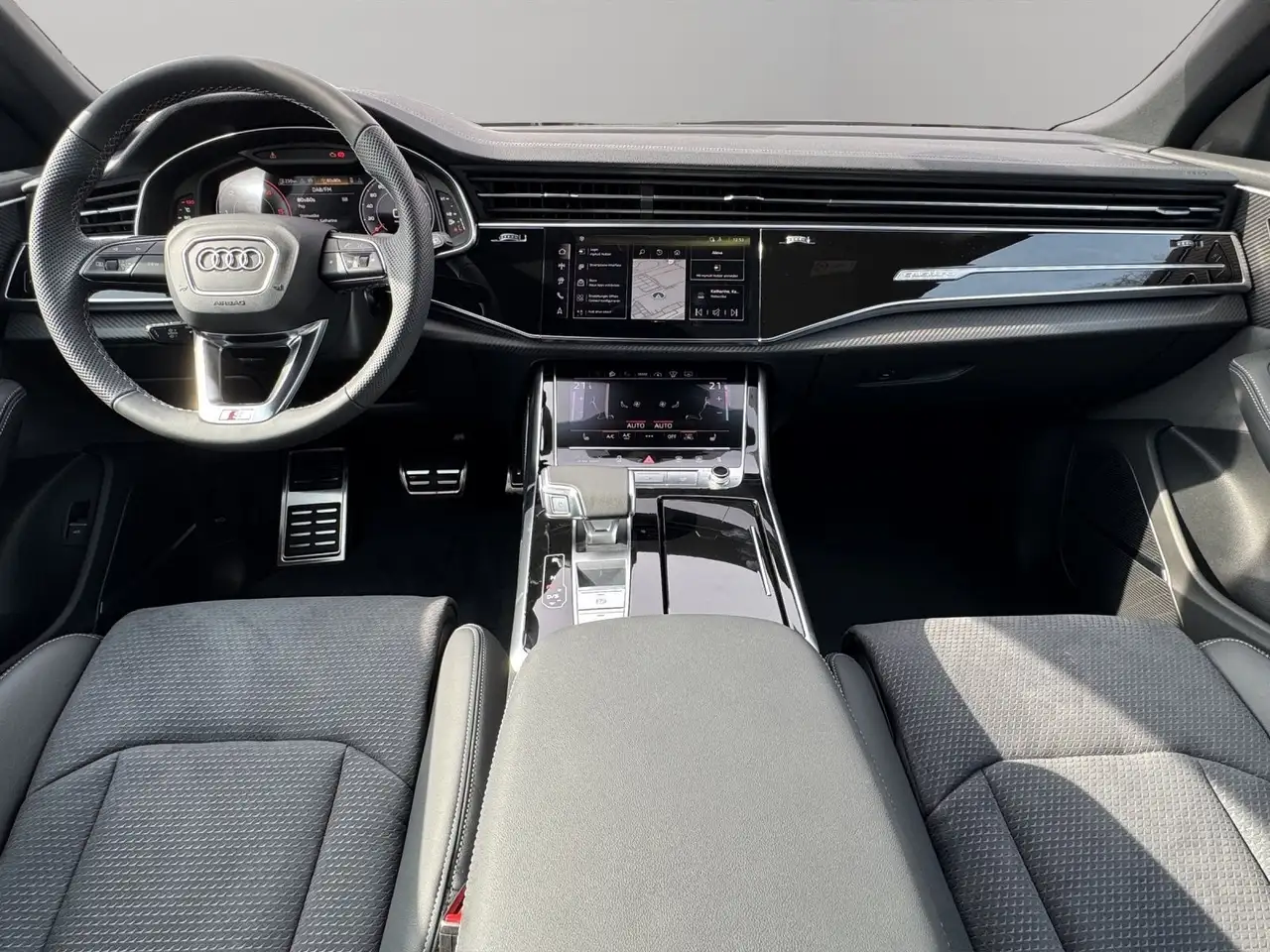Audi Q8 14