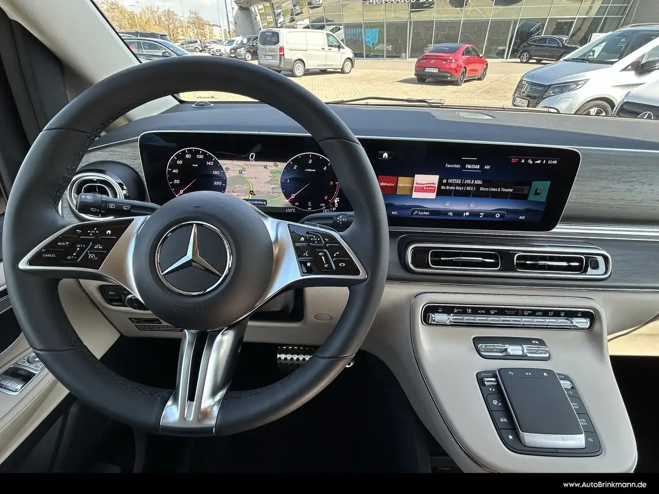 Mercedes-Benz Marco 12