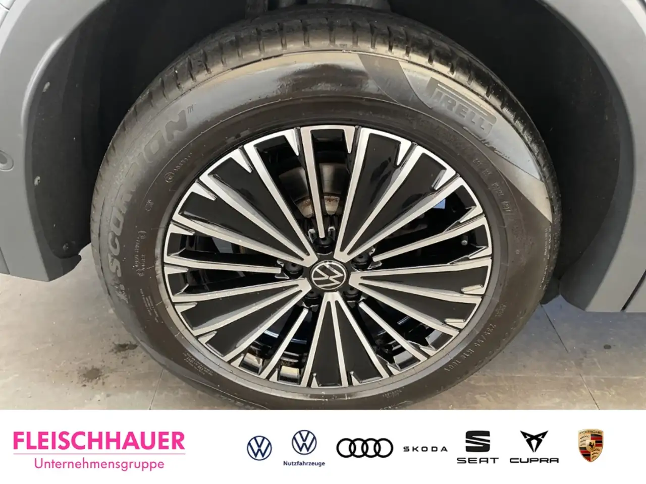 Volkswagen Tiguan 8