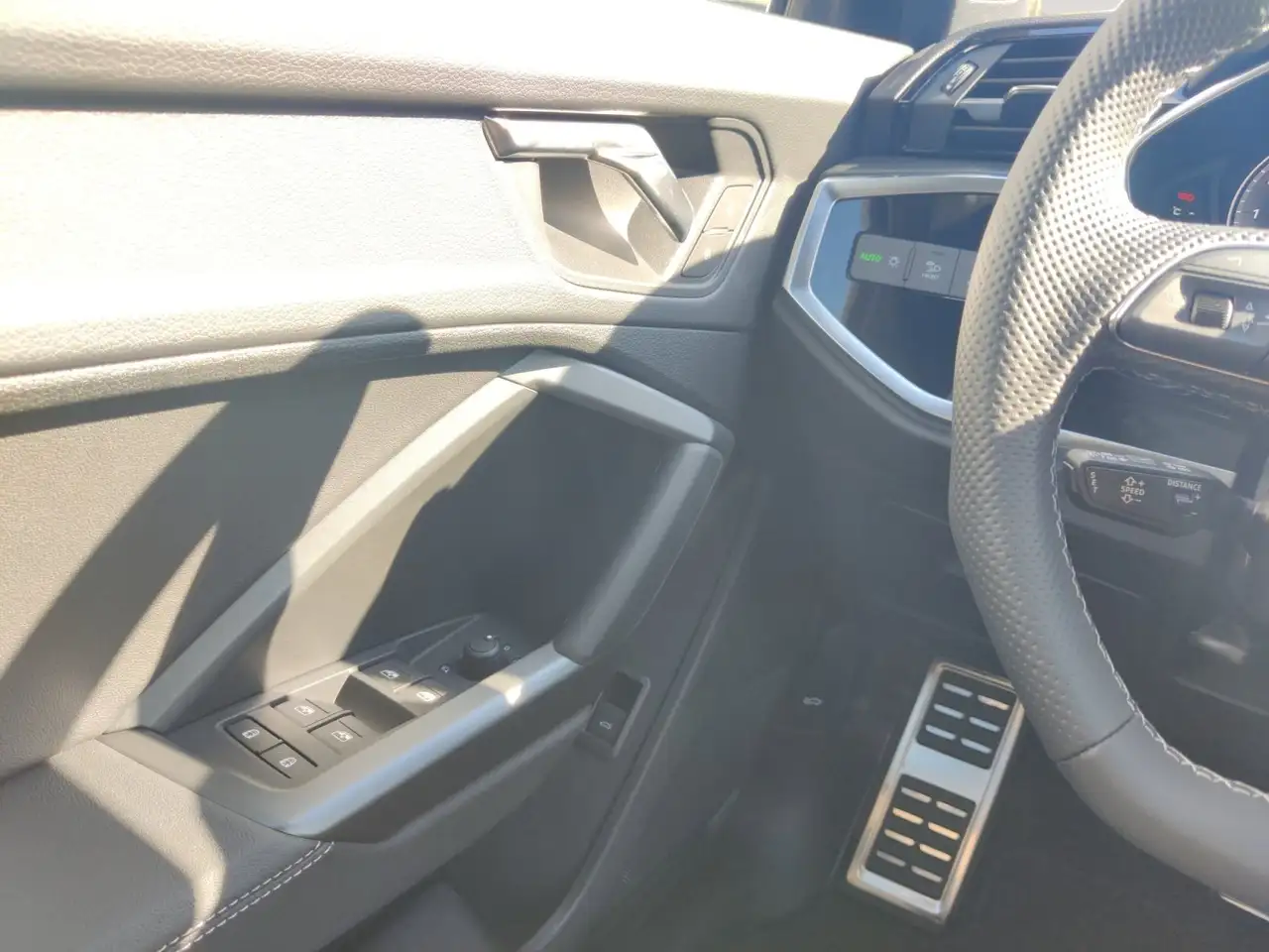 Audi Q3 14