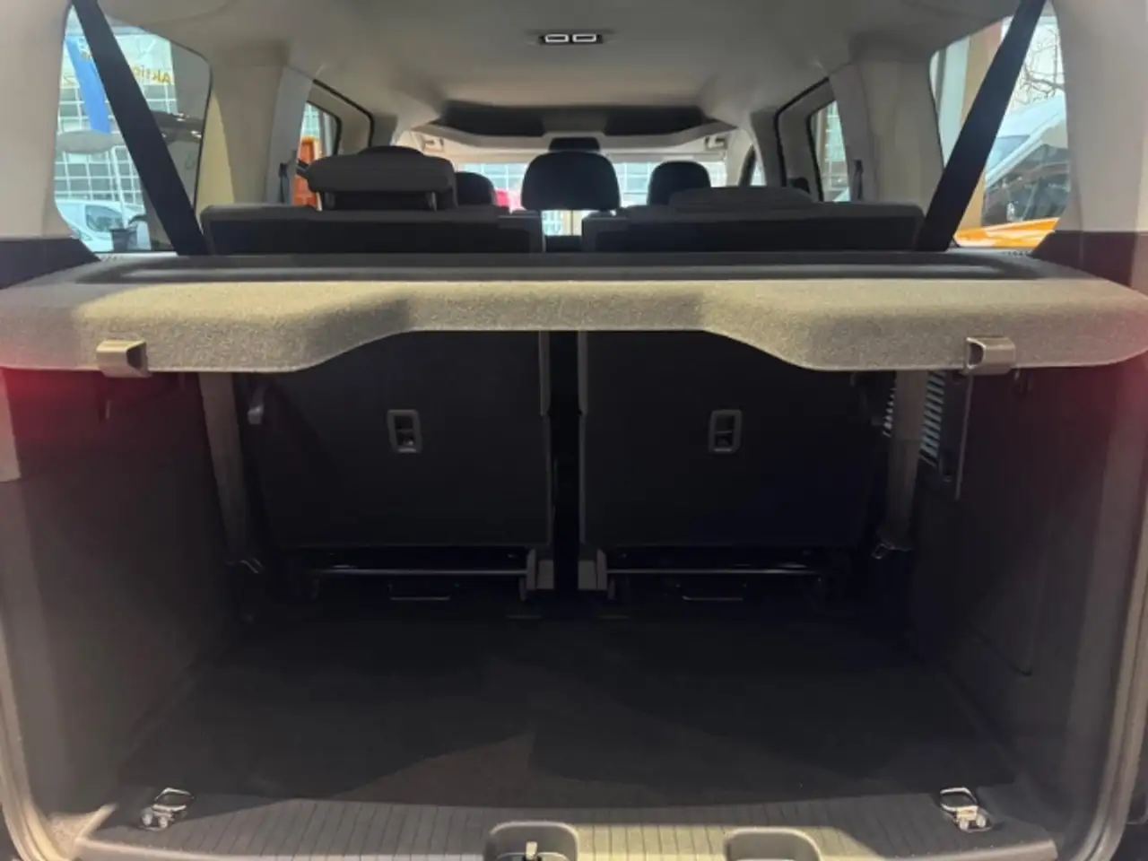 Ford Tourneo 10