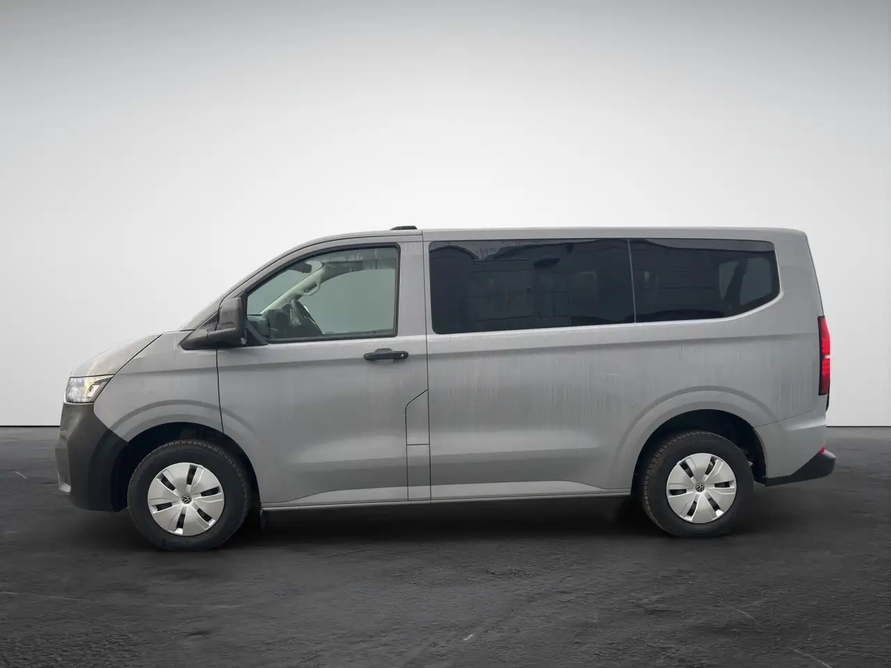 Volkswagen T7 Transporter 3