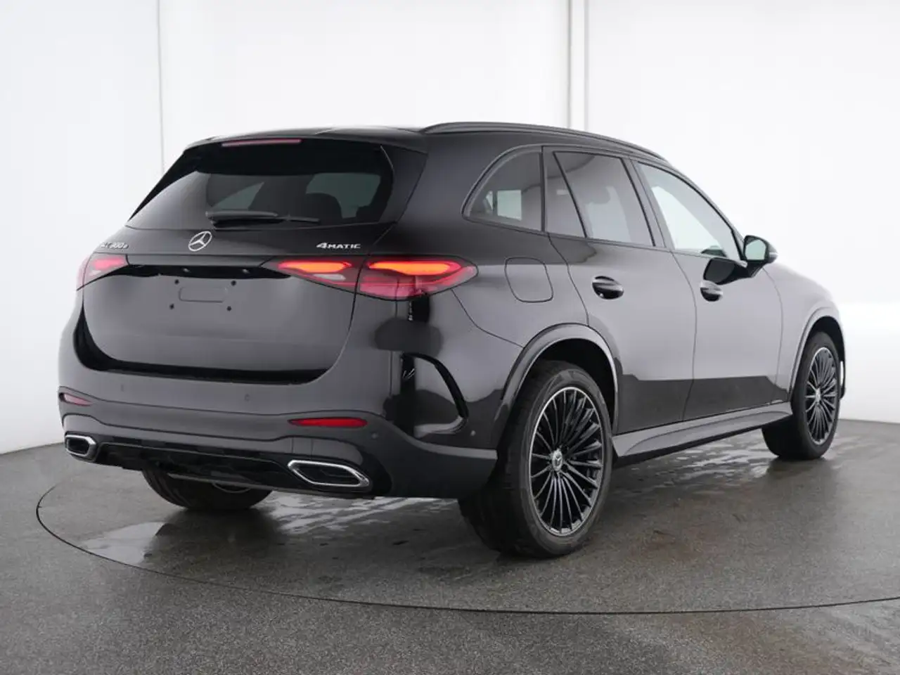 Mercedes-Benz GLC 300 3