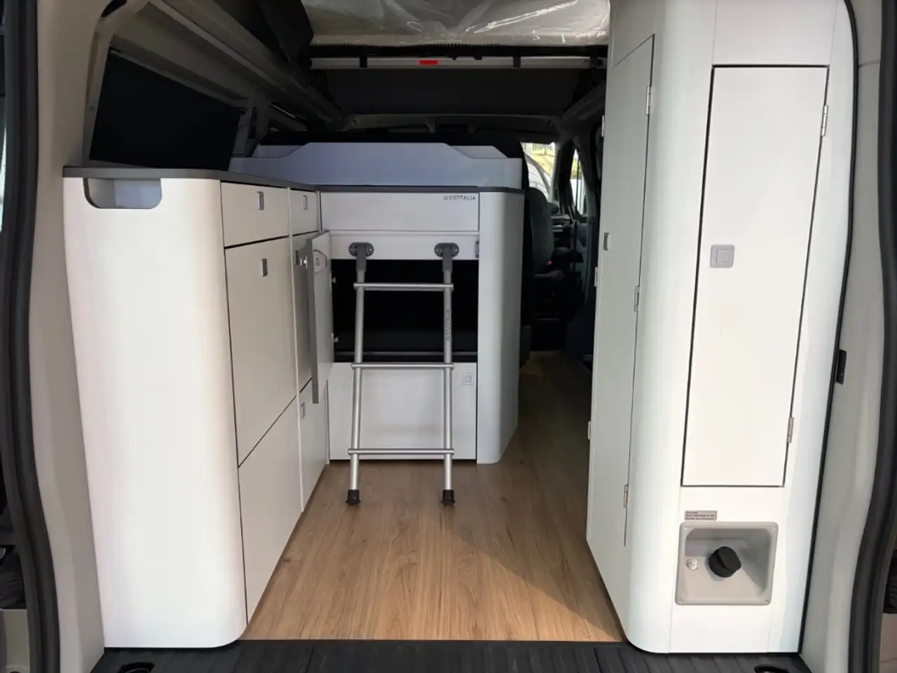 Ford Tourneo 9