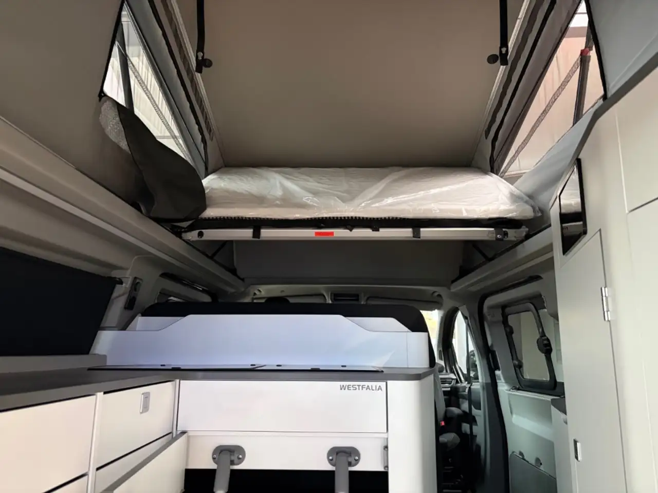 Ford Tourneo 14