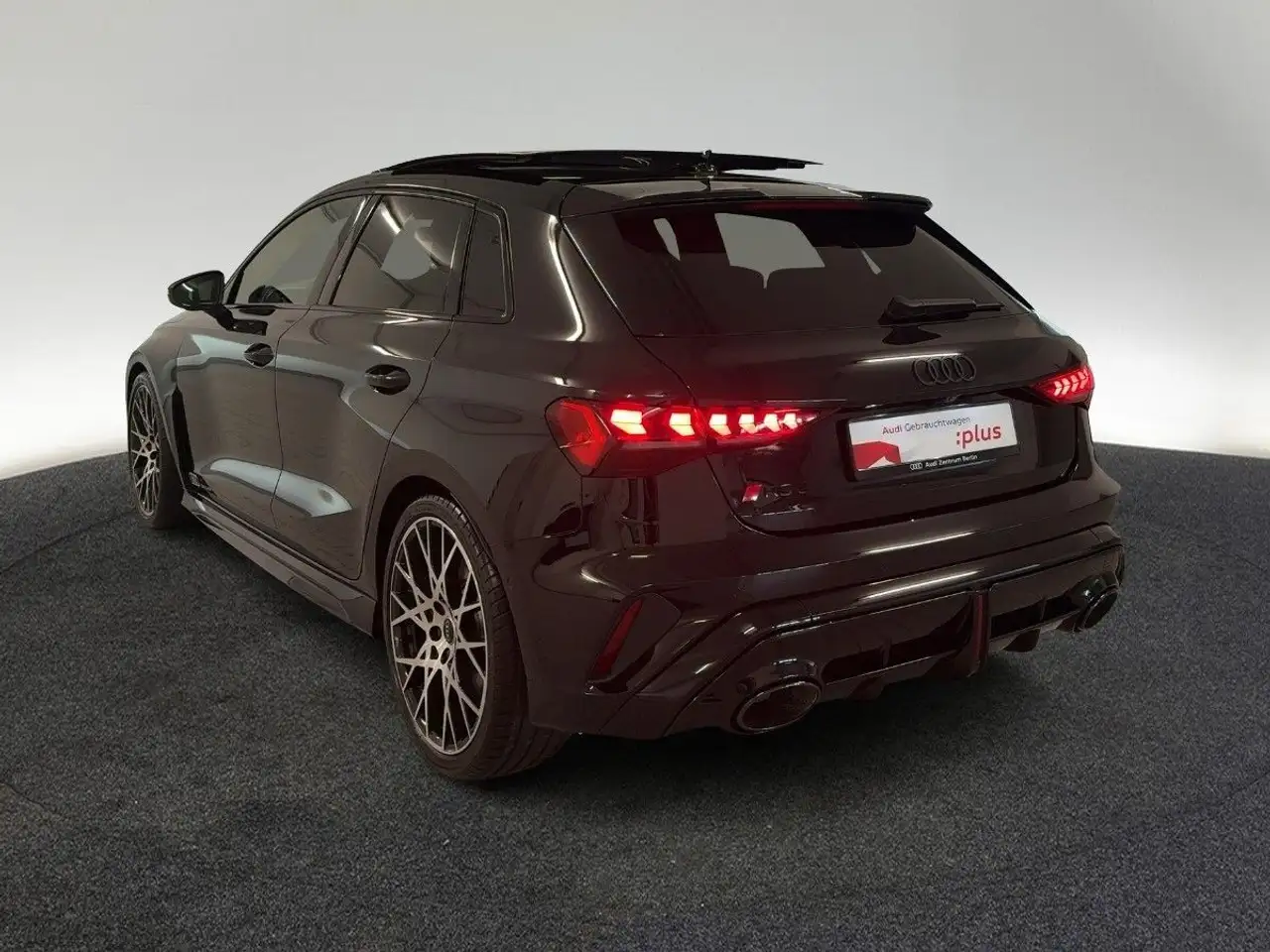 Audi RS3 4