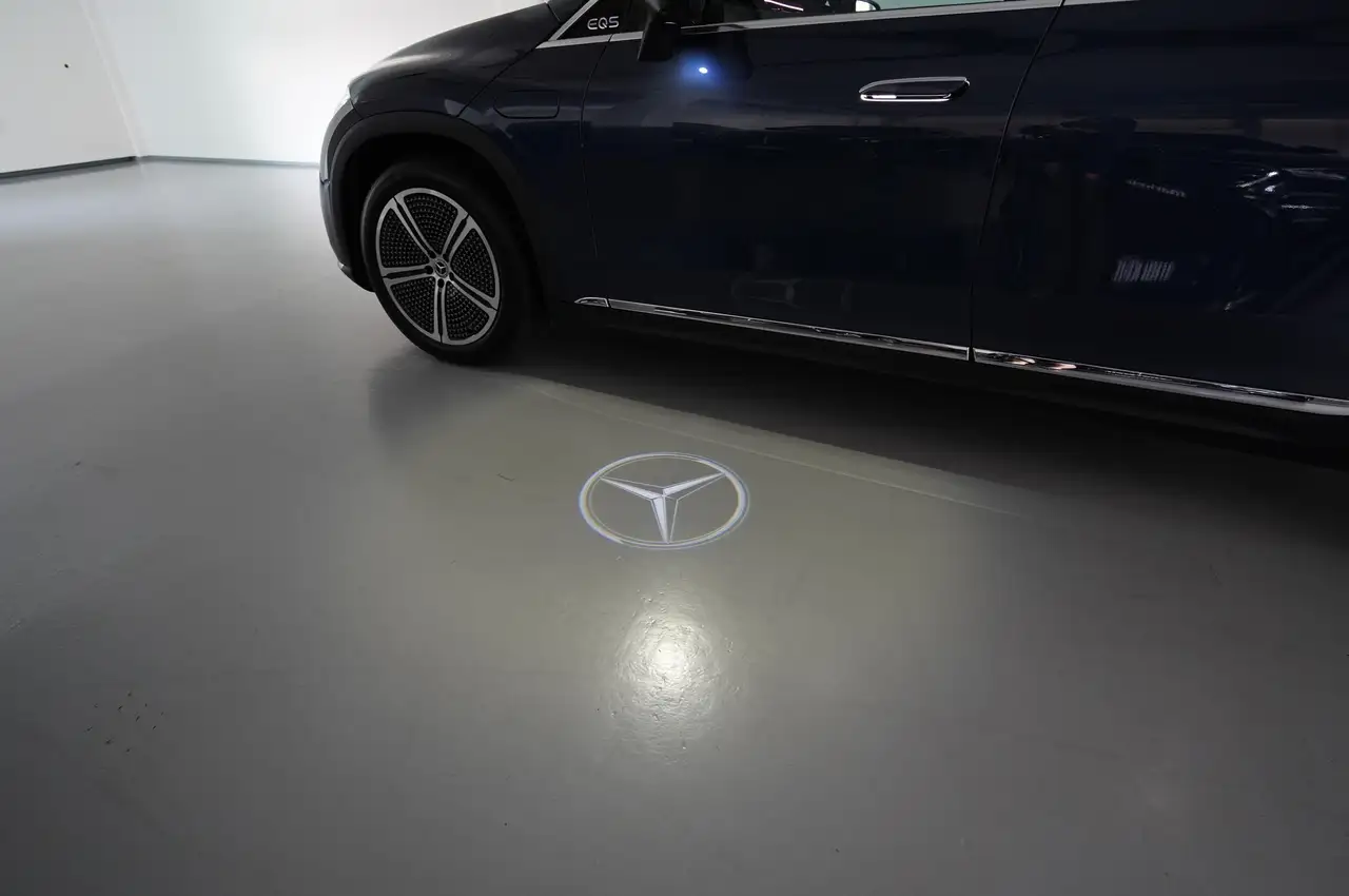 Mercedes-Benz EQS 3