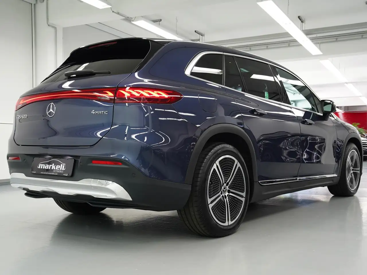 Mercedes-Benz EQS 10