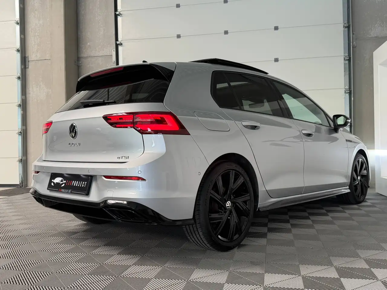 Volkswagen Golf 10