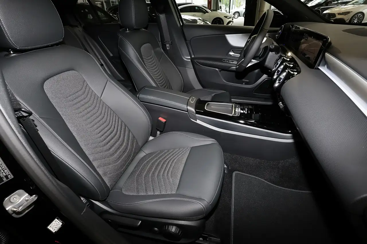 Mercedes-Benz A 200 4