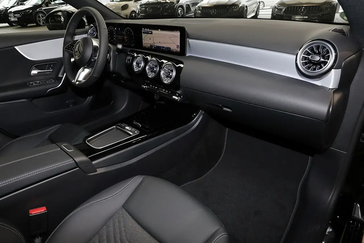 Mercedes-Benz A 200 8