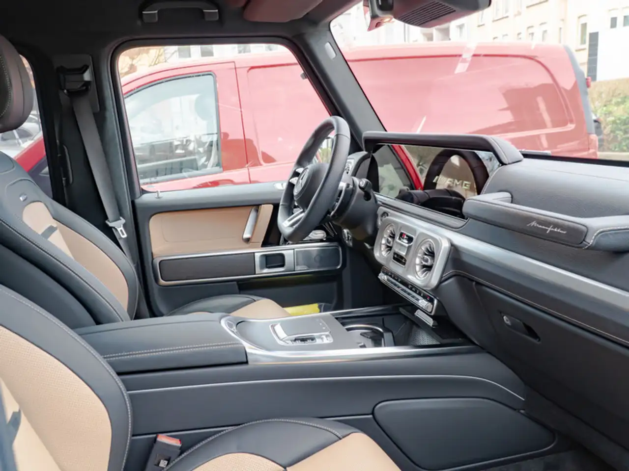 Mercedes-Benz G 63 7