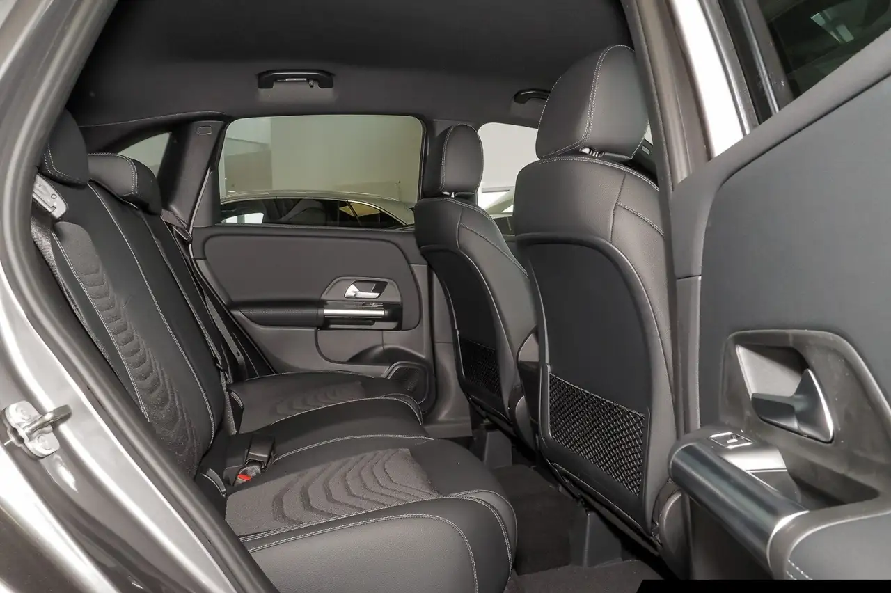 Mercedes-Benz B 200 9