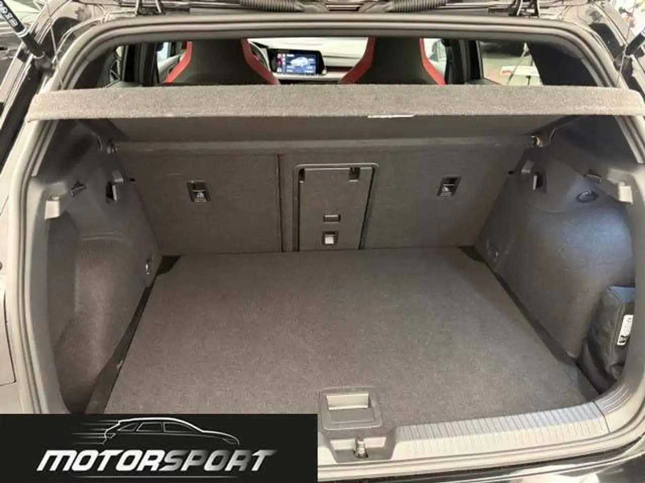 Volkswagen Golf 12