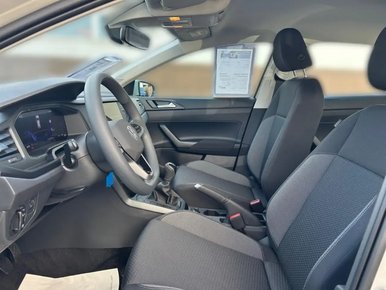 Volkswagen Polo VI 7