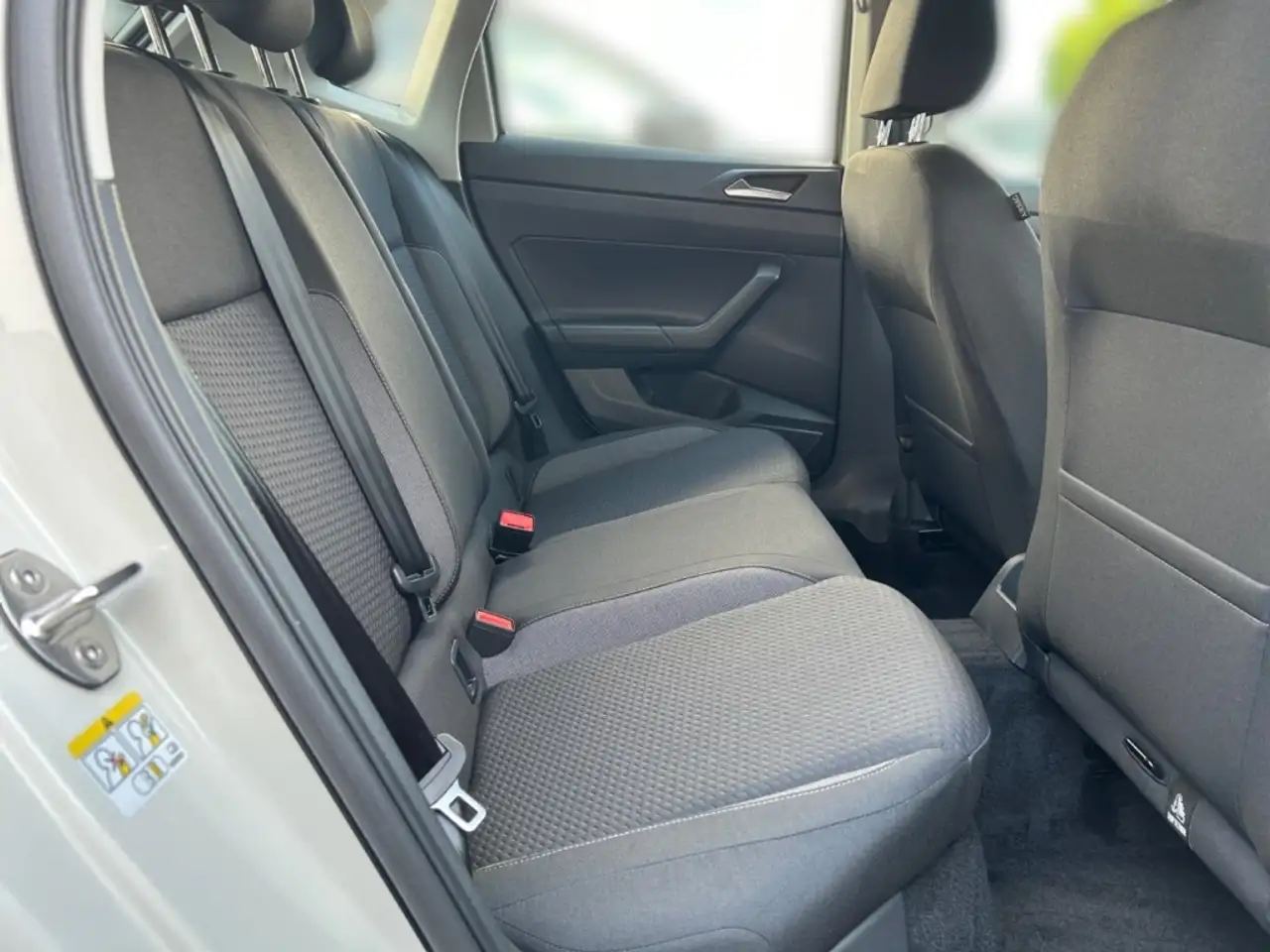 Volkswagen Polo VI 13