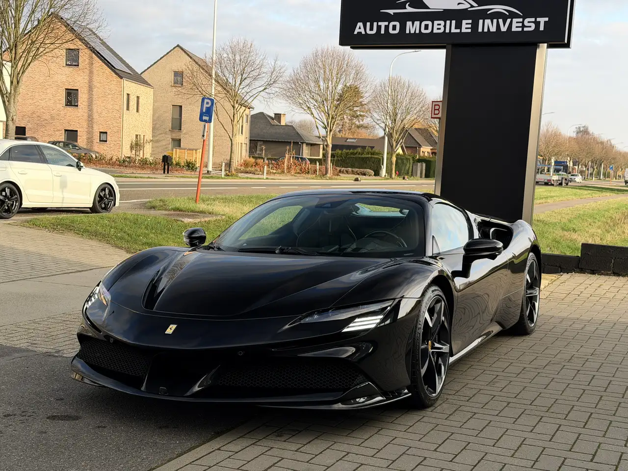 Ferrari SF90 Spider FIORANO PACK//CARBON PACK//LIKE NEW 0483/47.20.60 фото 3