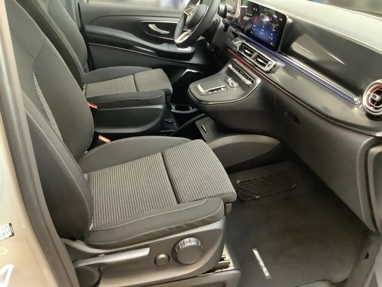 Mercedes-Benz V 300 11