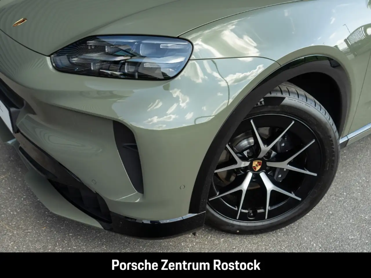 Porsche Cayenne 2