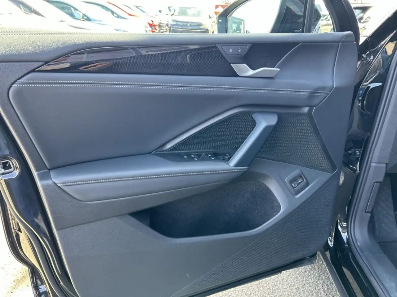 Volkswagen Tiguan 7