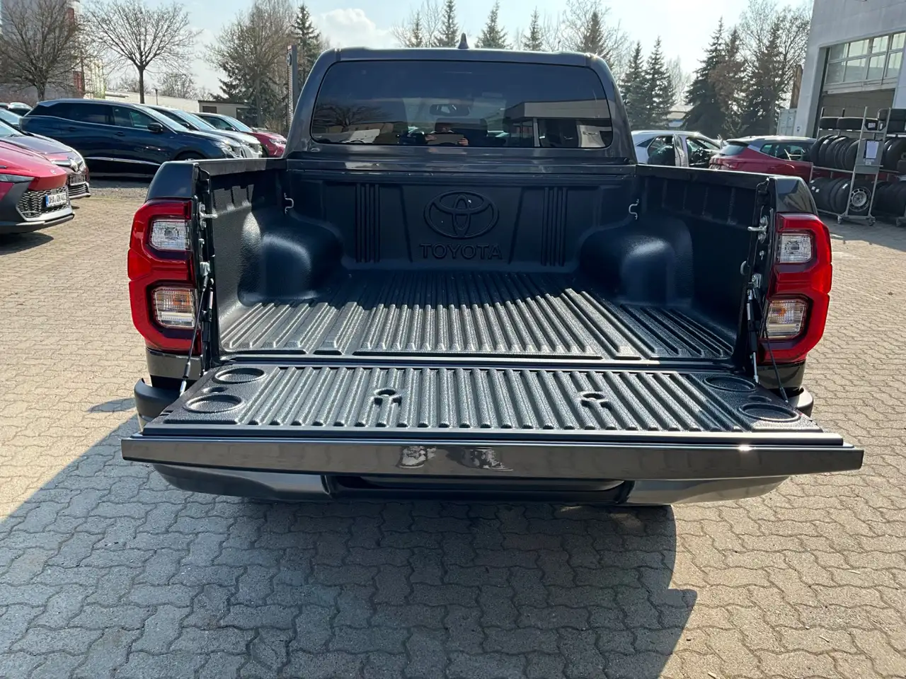 Toyota Hilux 6