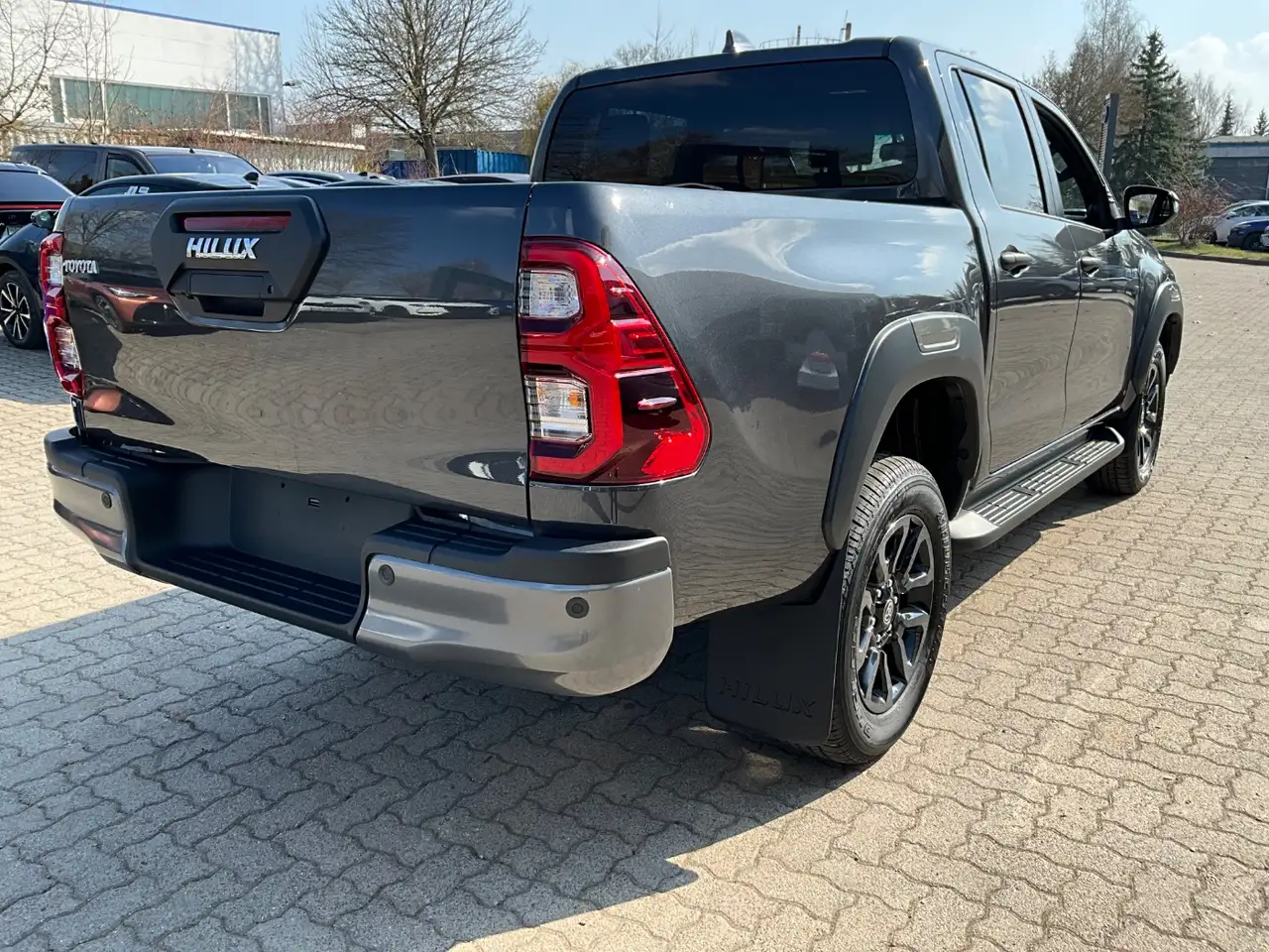 Toyota Hilux 7