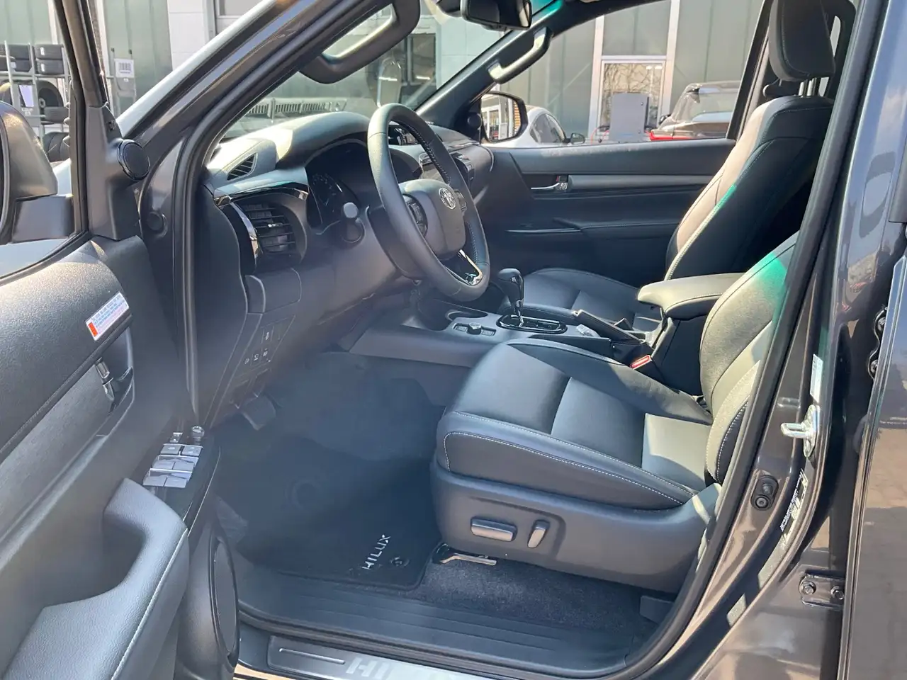 Toyota Hilux 10